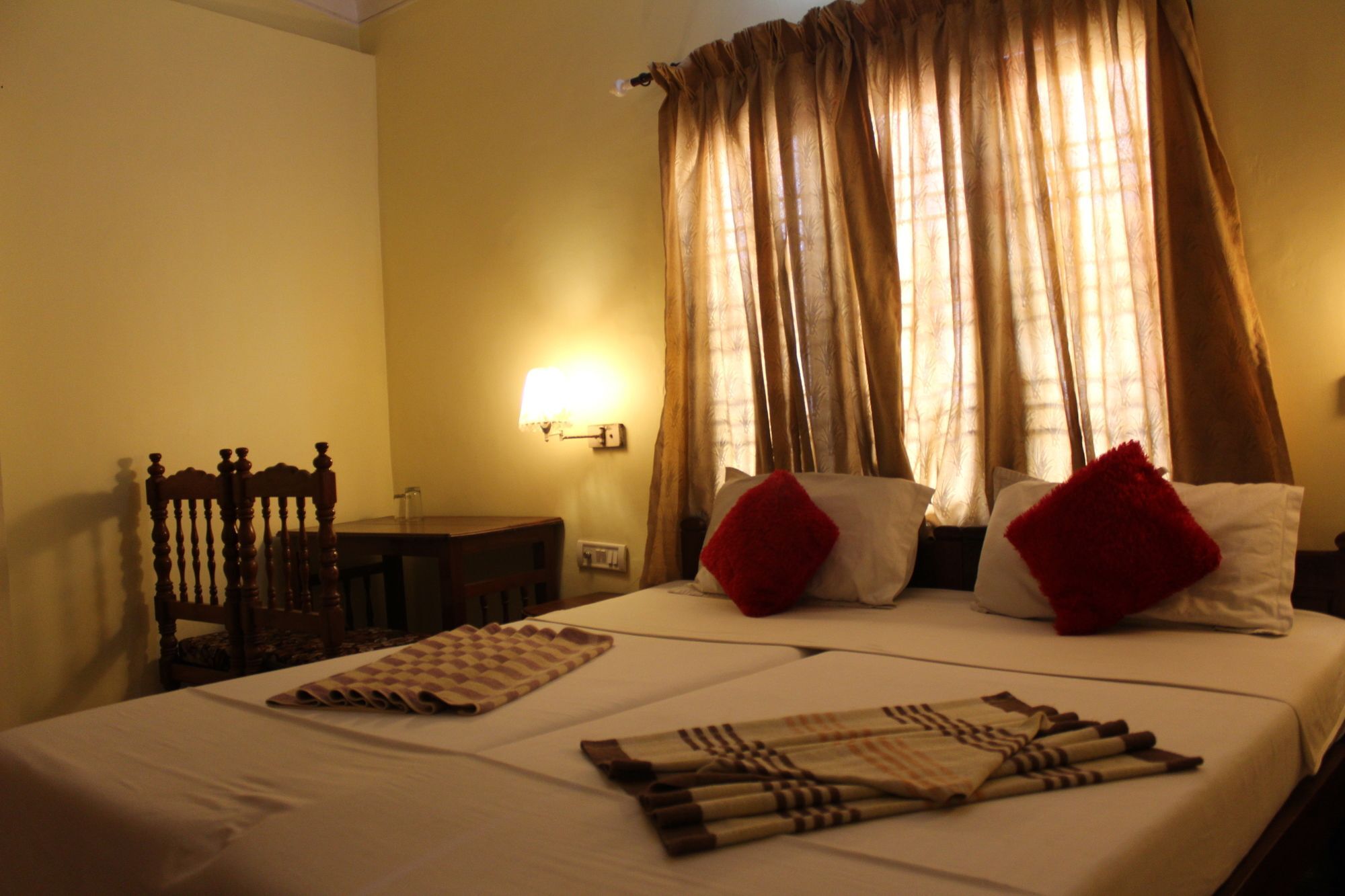 Hotel Sea View Palace - The Beach Hotel, קובאלאם מראה חיצוני תמונה